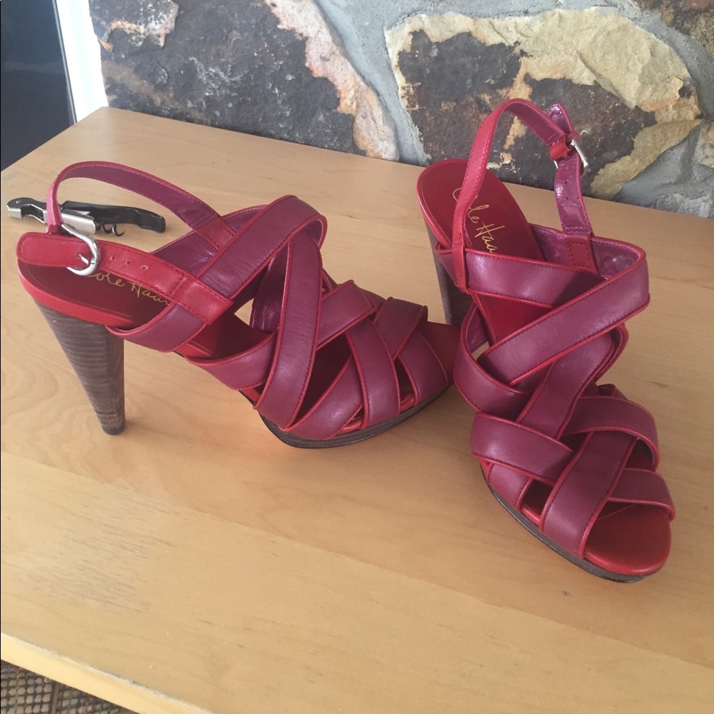 Cole Haan high heeled leather shoes size 9